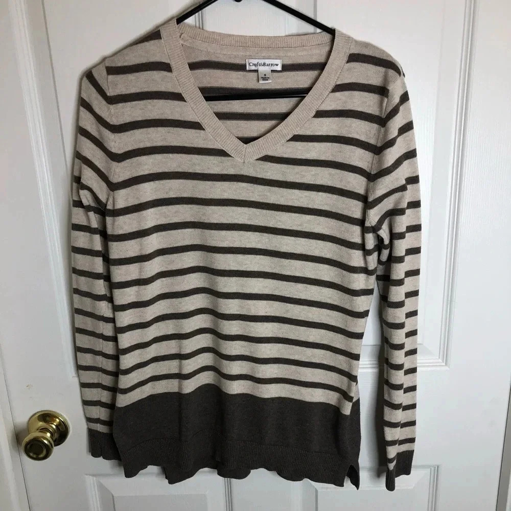 Women’s Croft and barrow sweater/b205/6/7/26